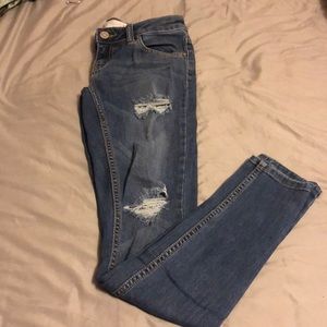 RSQ distressed jeans✨